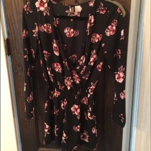 Floral print romper