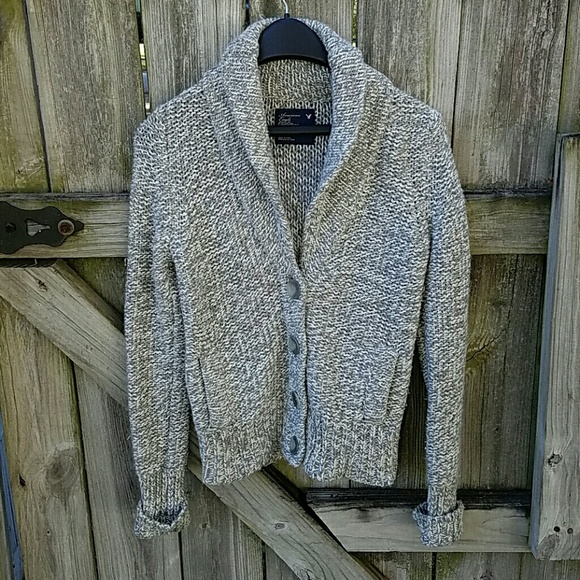 American Eagle Sweater
