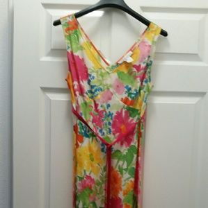 Size Small Diane Von Furstenberg 100% Silk Dress