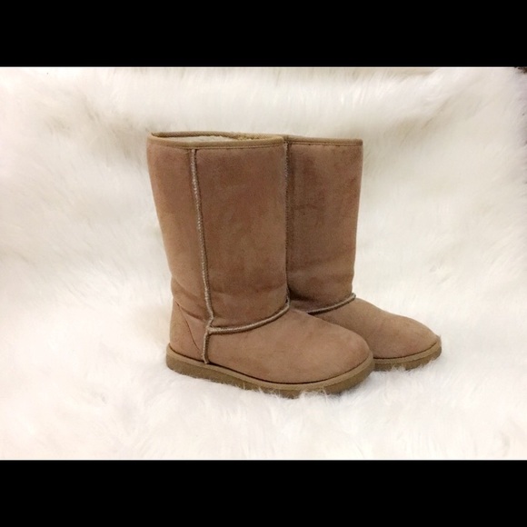 Airwalk winter furry boots, size 3 kids&5 women.