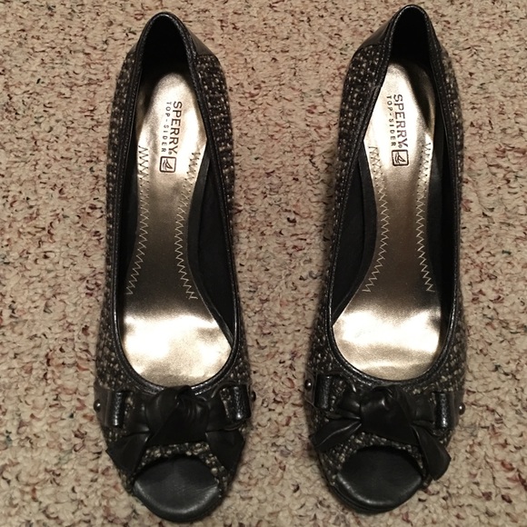 SPERRY Top-Sider tweed wedges.  Heel is 4" tall - Picture 1 of 4