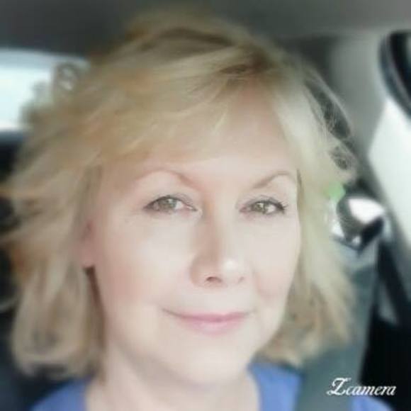 Meet your Posher, Brenda