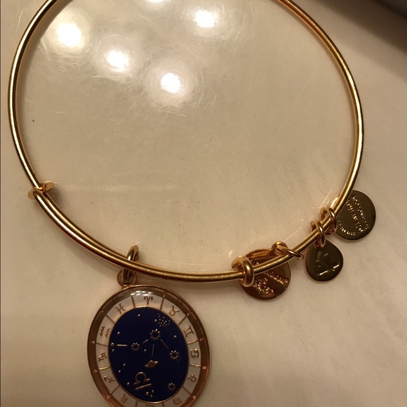 Alex and Ani Cestial Wheel 🎉