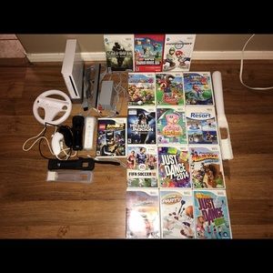Nintendo Wii Bundle, 16 Games