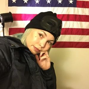 Meet your Posher, Courtney