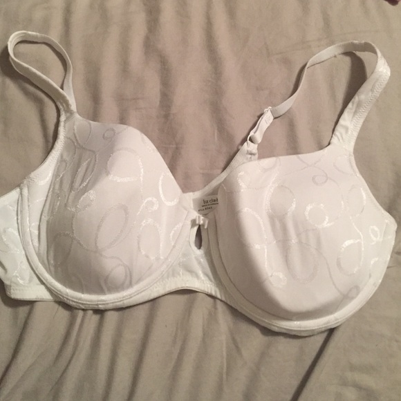 Liz Claiborne underwire bra