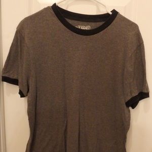Old Navy size M men's grey shirt sleeve tshirt