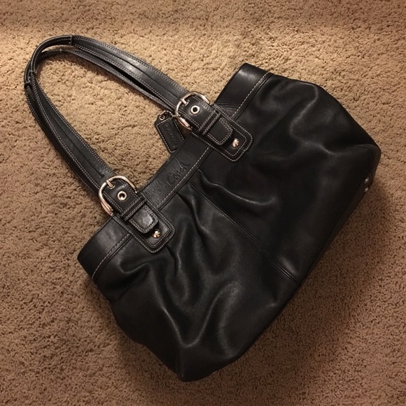Moving Sale- Like New -Leather Large Coach Tote