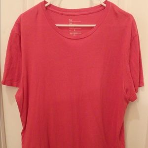 Gap size L men's bright red shirt sleeve t-shirt