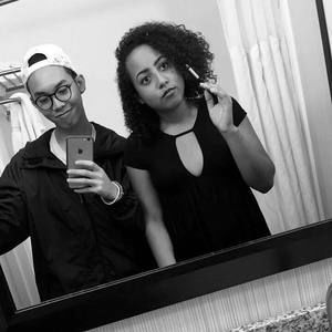 Meet your Posher, Khoi