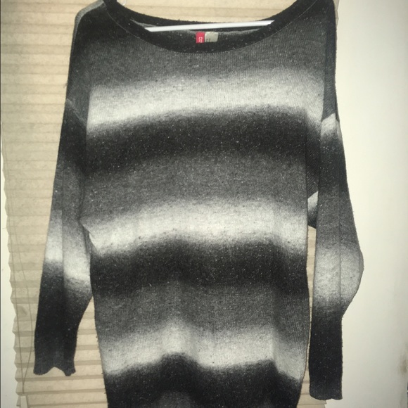 H&M scoop neck sweater