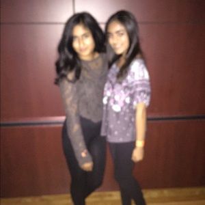 Meet your Posher, Pari