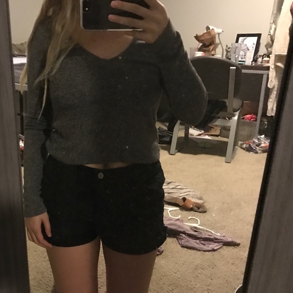 BRANDY MELVILLE sweater
