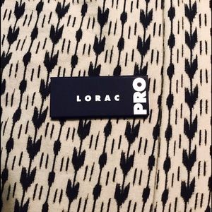 Lorac Pro • Eyeshadow