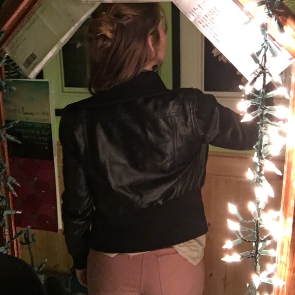 Cute leather jacket - Picture 3 of 4
