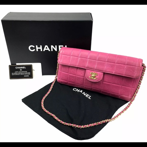 100% Authentic Chanel East West Flap - Picture 2 of 5