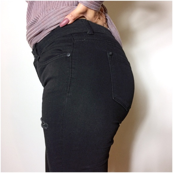 SOLD OUT - Picture 2 of 4