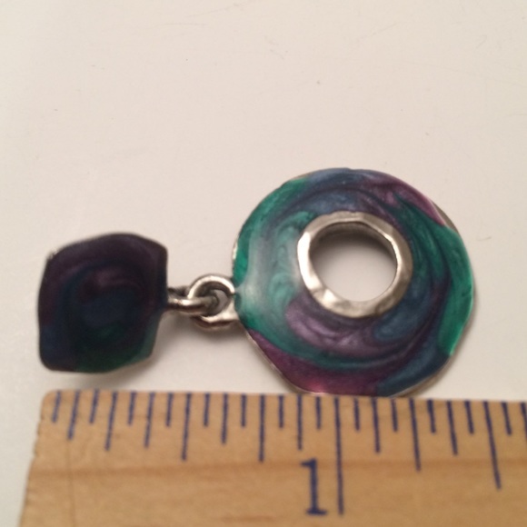 Vintage enamel earrings - Picture 2 of 3