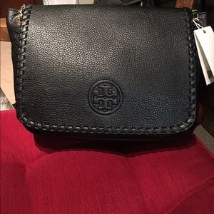 KEEPING ⚠️ Marion Small Flap Shoulder Bag