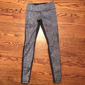 Lululemon beaded pattern Wunder Under