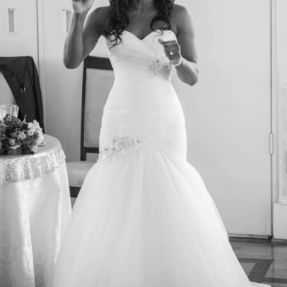 Maggie Sottero Lacey Marie wedding gown - Picture 2 of 4