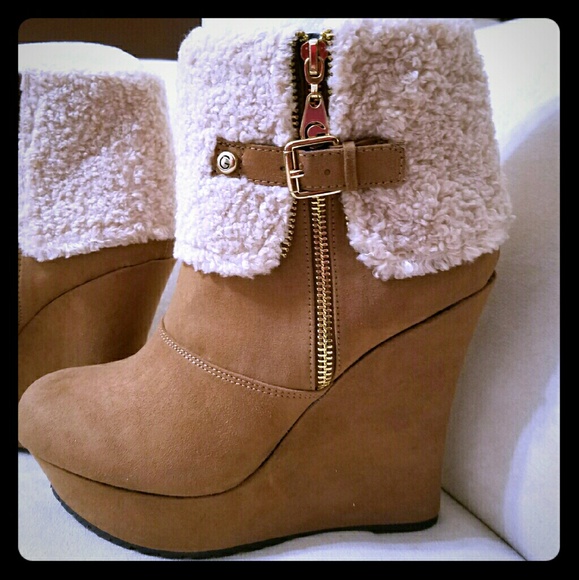New G by Guess Paso Wedge Ankle Booties Women