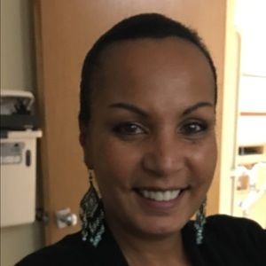 Meet your Posher, Isolina