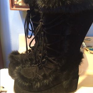 Demonia 311 boots