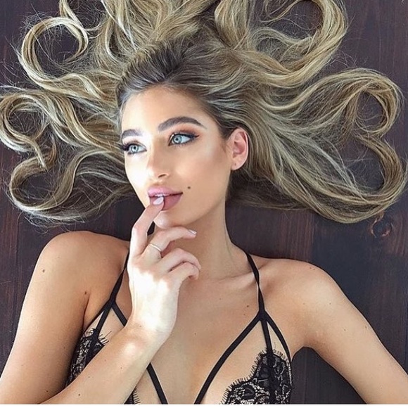 🔥Sexy Lace Bralette / bra 🔥L - Picture 2 of 4