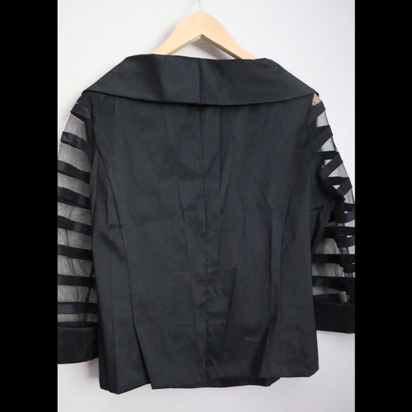 Xscape Evening Ruffled Top - Size 12P - Picture 4 of 4