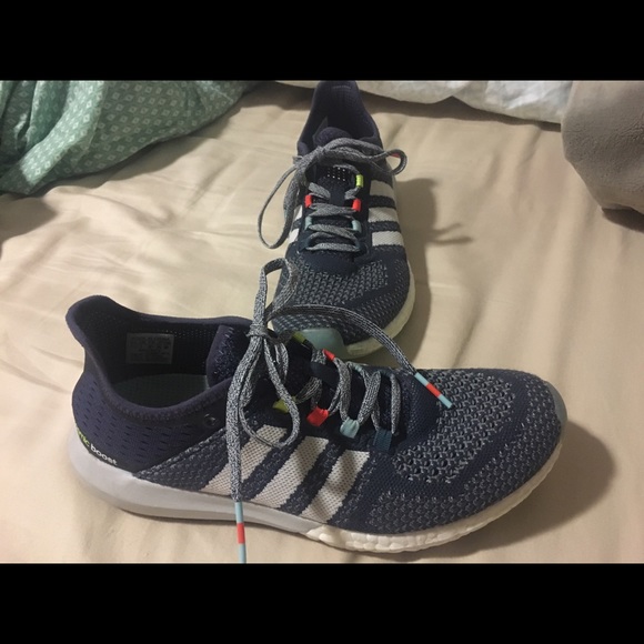 Adidas zapatos talla 7 12 womans poshmark impulso cósmico Adidas zapatos talla 7 12 womans poshmark impulso cósmico