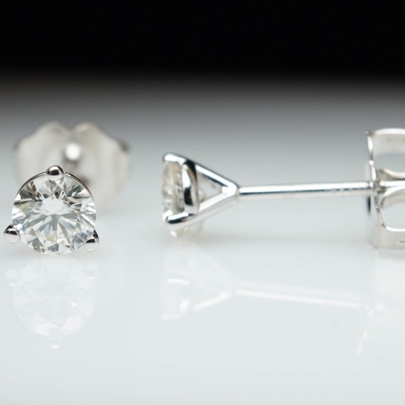 🎉💎 2.0Ct Simulated Diamond 14K Martini Studs - Picture 2 of 6