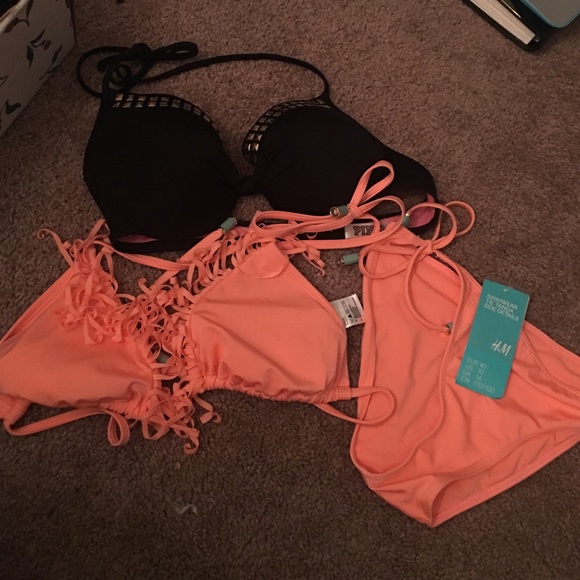 Bathing suit tops and one bottom - Picture 2 of 2
