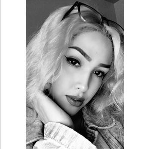 Meet your Posher, Nadia