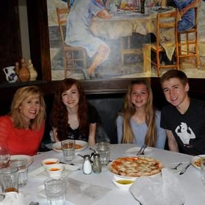 Meet your Posher, Valerie