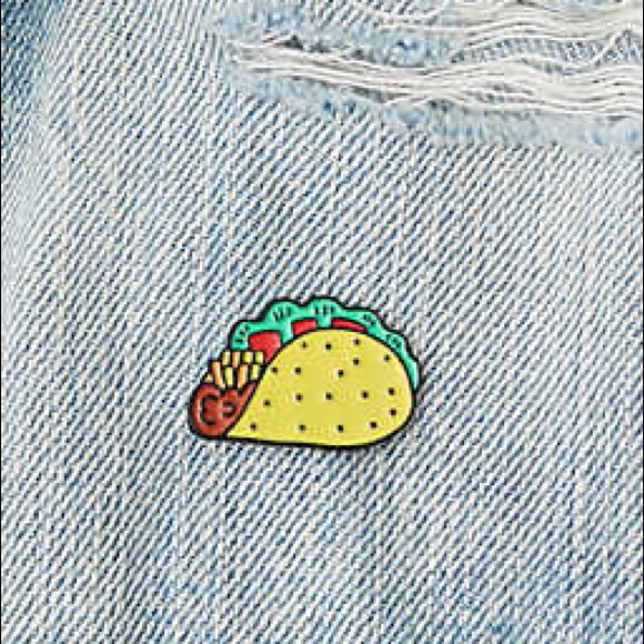 AEO Taco Pin