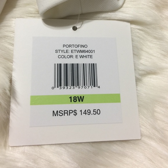 🎉HP🎉So Chic Winter White Statement Blazer - Picture 6 of 6