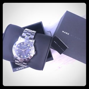 Marc Jacobs Watch - Silver and Diamonds 💎