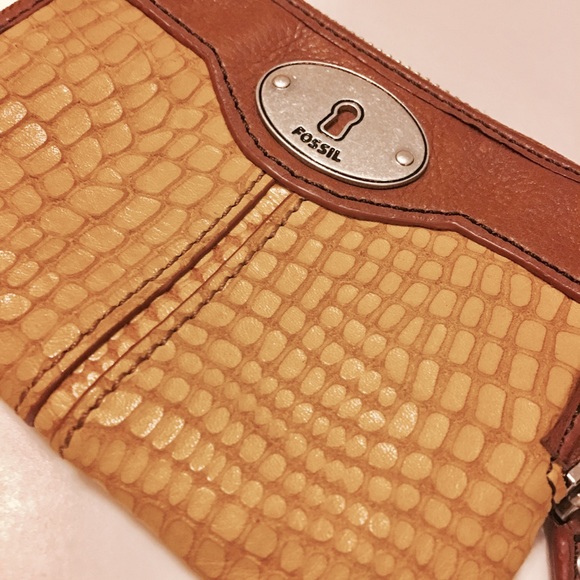 Fossil Key-Per Collection Wallet - Picture 4 of 4
