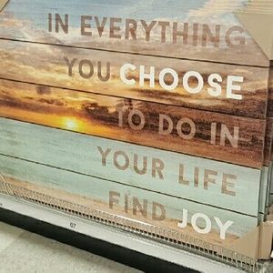 Meet your Posher, Alicia