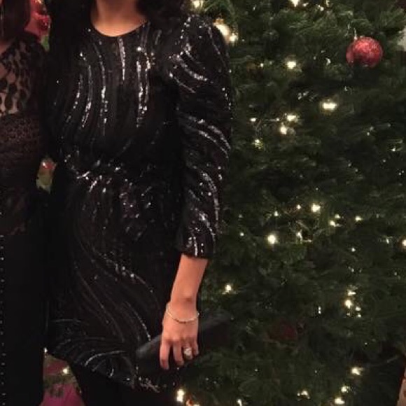 Express size 6 short sequin dress - Picture 4 of 4