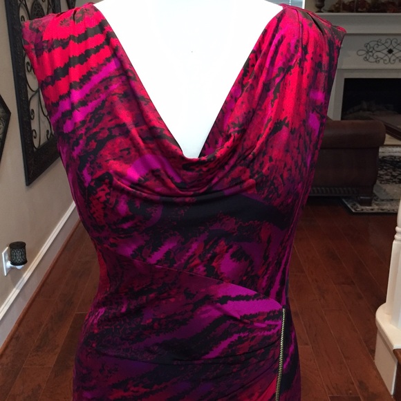 Beautiful Cache Maxi dress Size 🌺 M - Picture 3 of 3