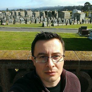 Meet your Posher, Ernesto