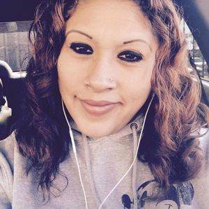 Meet your Posher, Consuelo