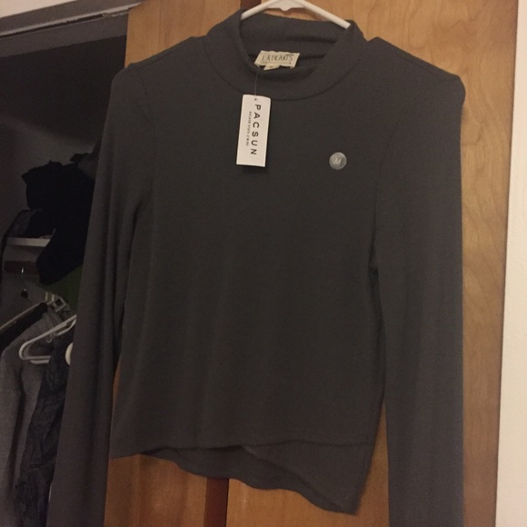 Cropped top - Picture 1 of 1