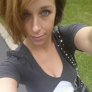 Meet your Posher, Elise