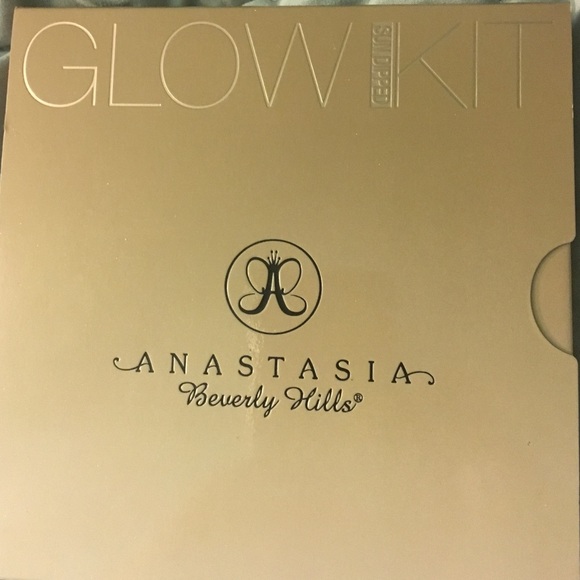 Anastasia Beverly Hills Sun Dipped glow kit