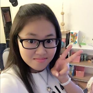 Meet your Posher, Nancy