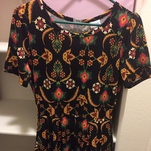 Lularoe Amelia Size Large PRETTY!!!!