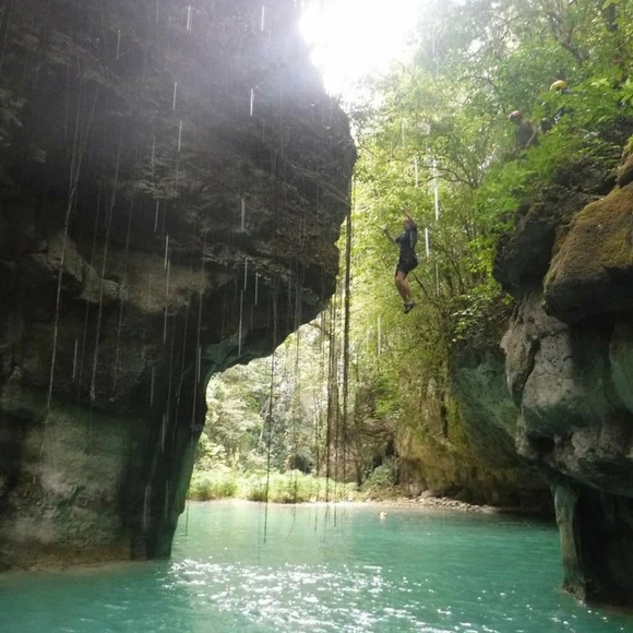 Meet your Posher, Amber - Picture 3 of 7